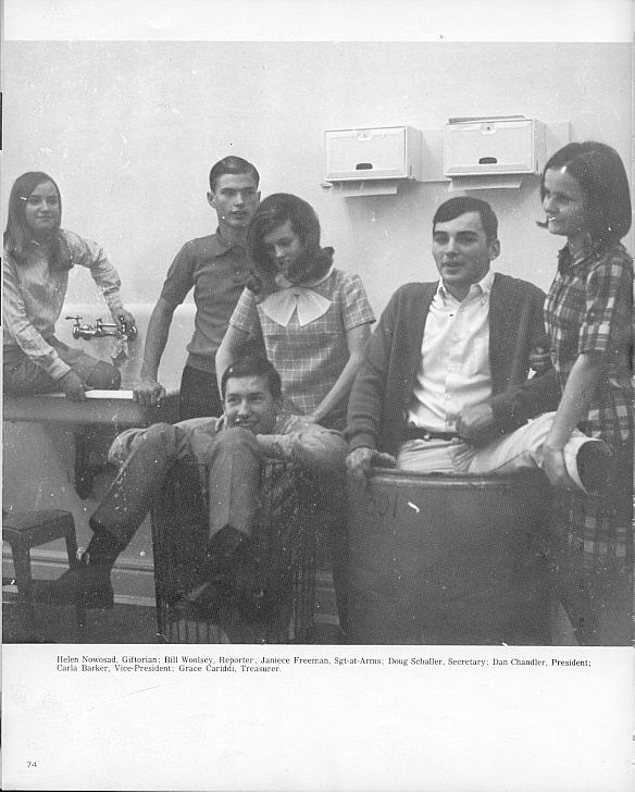 1969-74-junior-officers.jpg